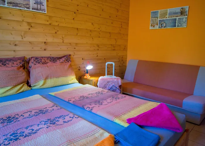 Arpi-ria Ueduelohaz Балатонфюред