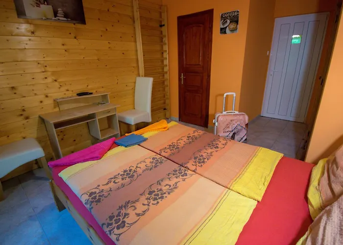 Arpi-ria Ueduelohaz * بالاتونفوريد